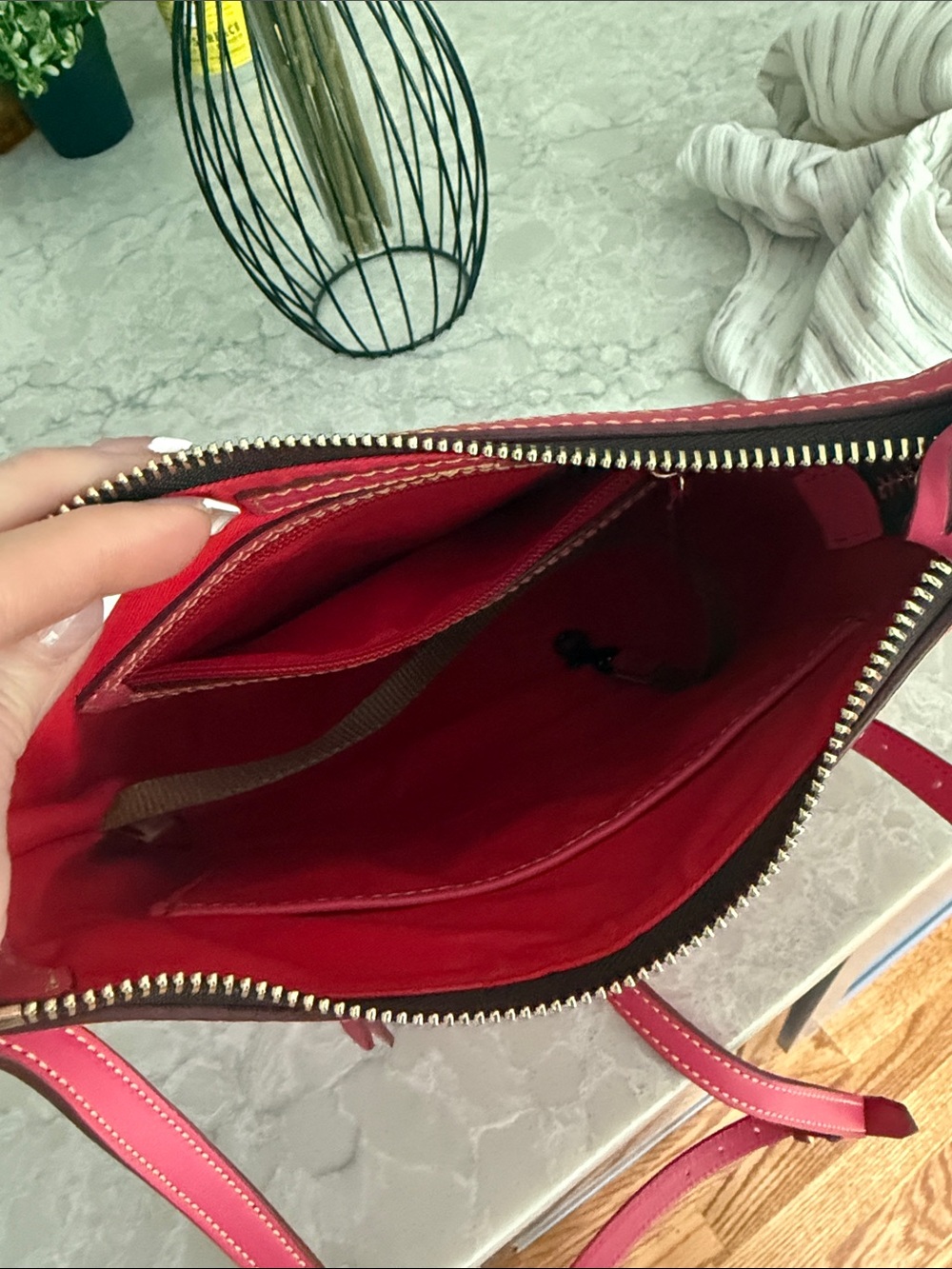 Dooney & Bourke Florentine pocket Crossbody Bag - Picture 7 of 9
